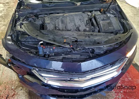 2017 Chevrolet Impala Lt z USA, uszkodzony, nr VIN 2G1105S3XH9177884